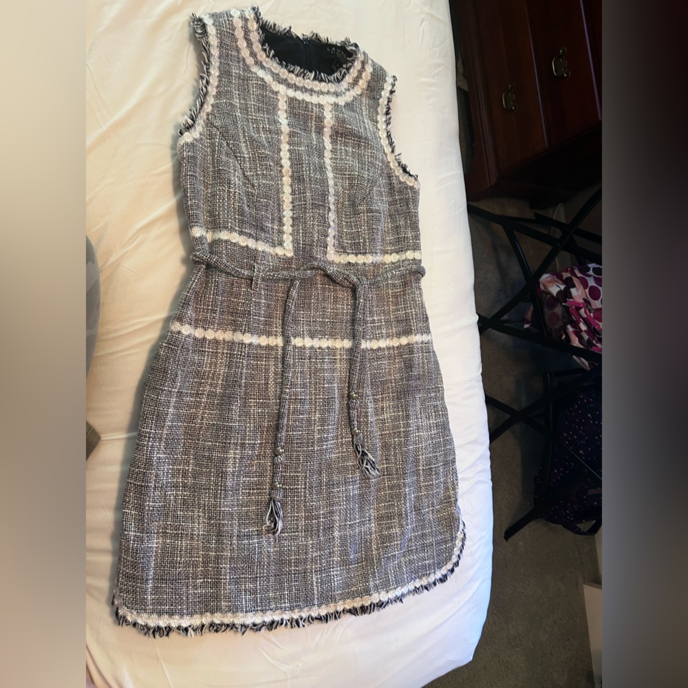 Dress Sz 2,LAUNDRY,byShelli Segal LosAngeles.Woven fabric,lined.Black and white.